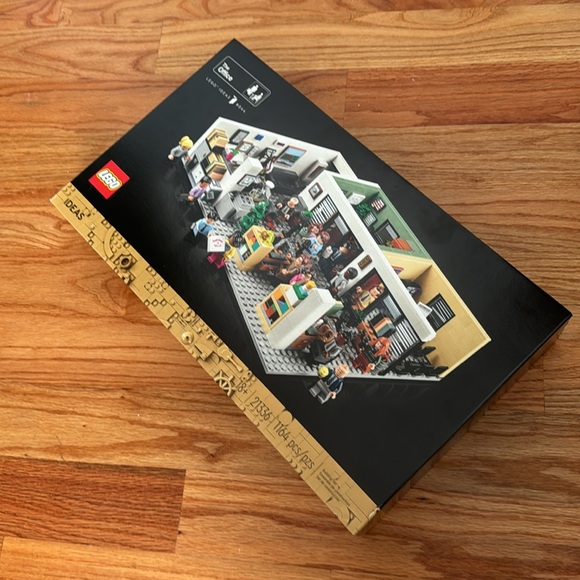 New LEGO® Ideas The Office (21336) - New in Box - Picture 2 of 6